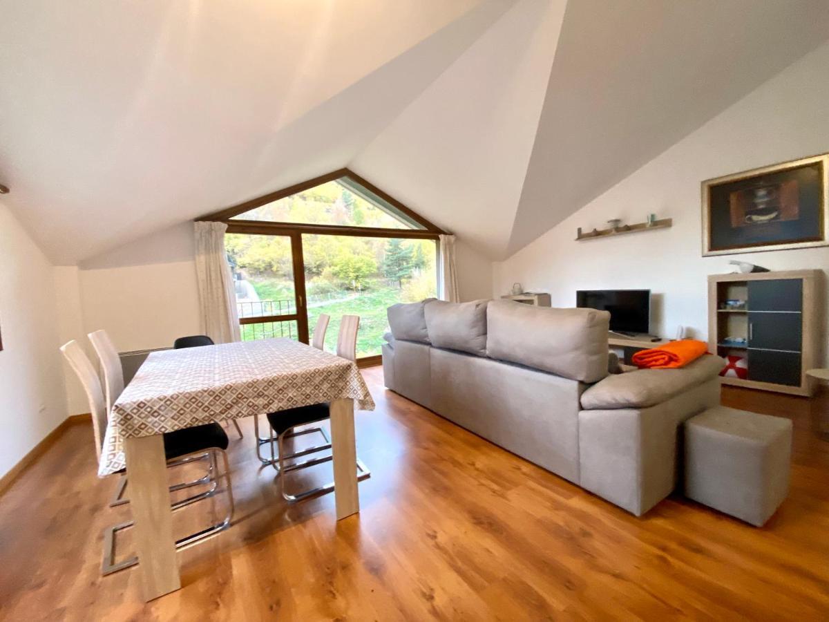 Els Esquiadors Llorts Apartment Екстериор снимка